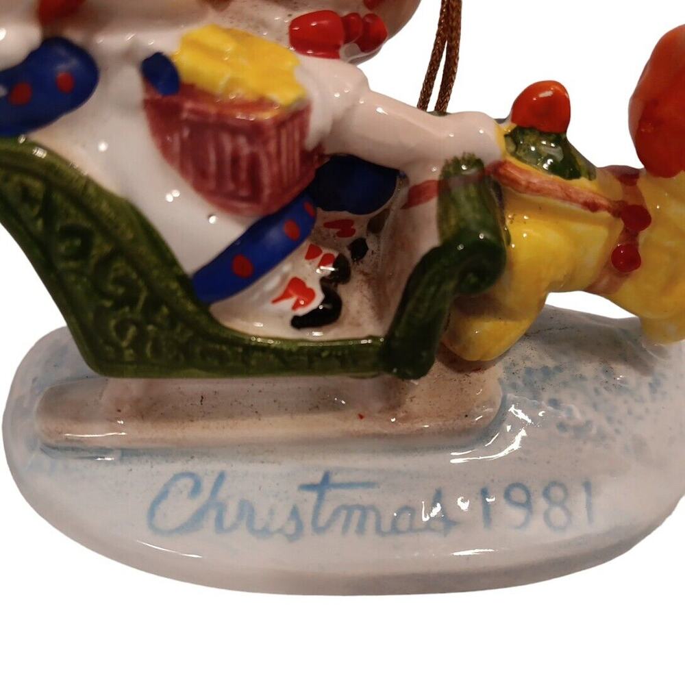 Schmid Raggedy Ann Andy Snowtime Frolic 1980 Vintage Christmas Tree Ornament - Picture 6 of 11
